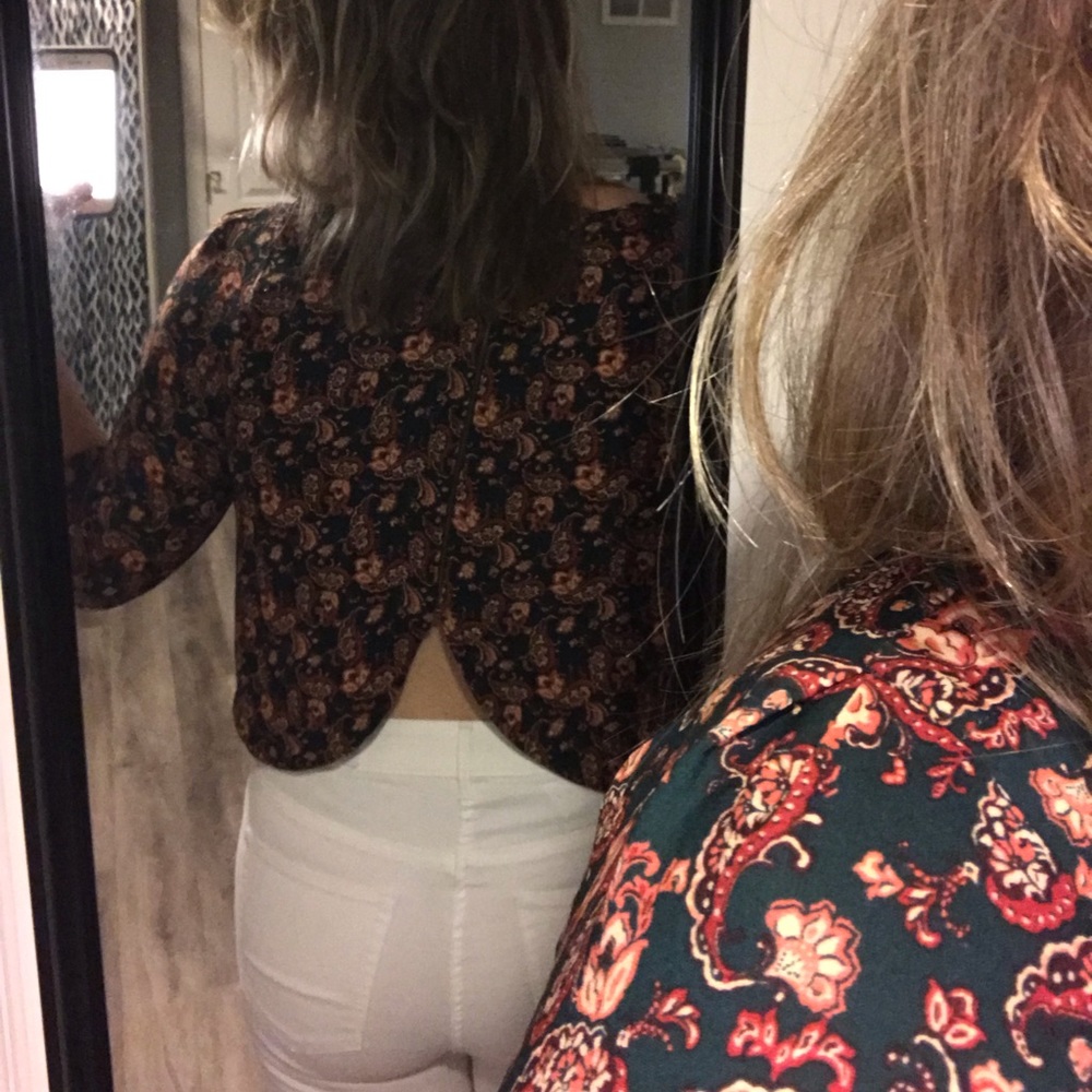Forever 21 teal paisley crop top
